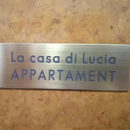La Casa Di Lucia Novara
