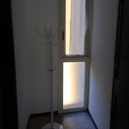 La Casa Di Lucia Apartment *